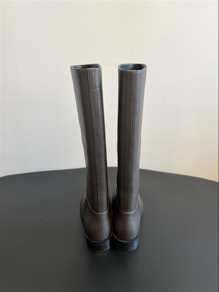 2025112817447659 500